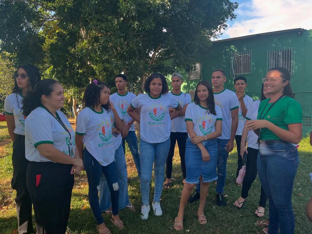 O Projeto Ecoturismo- Guia para o Futuro realizou, hoje (08), uma aula especial voltada para o d (3)